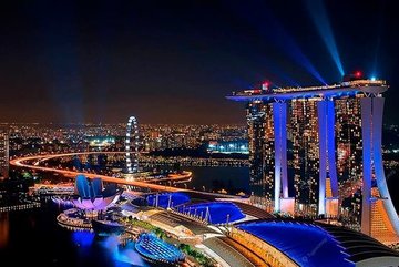 8-9 мая состоялся первый саммит люксовых брендов в Сингапуре