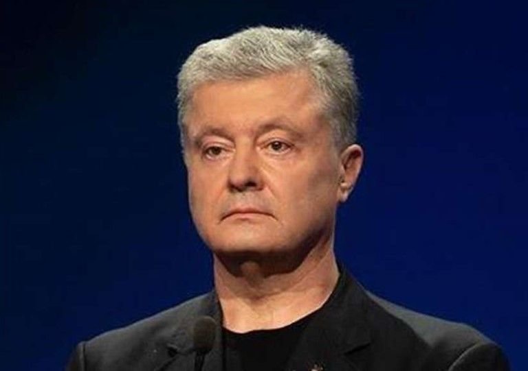 Порошенко сделал пластику и помолодел на 20 лет