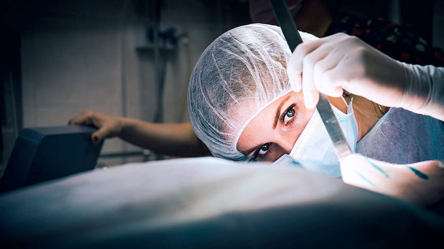 Косметологические процедуры пластическому хирургу должны быть известны