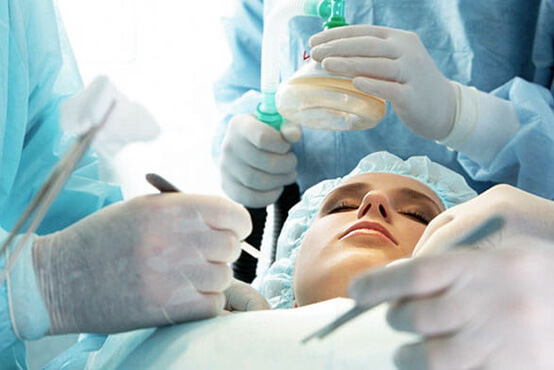 Комбинированная анестезия для пластической операции – как легко выйти из наркоза?