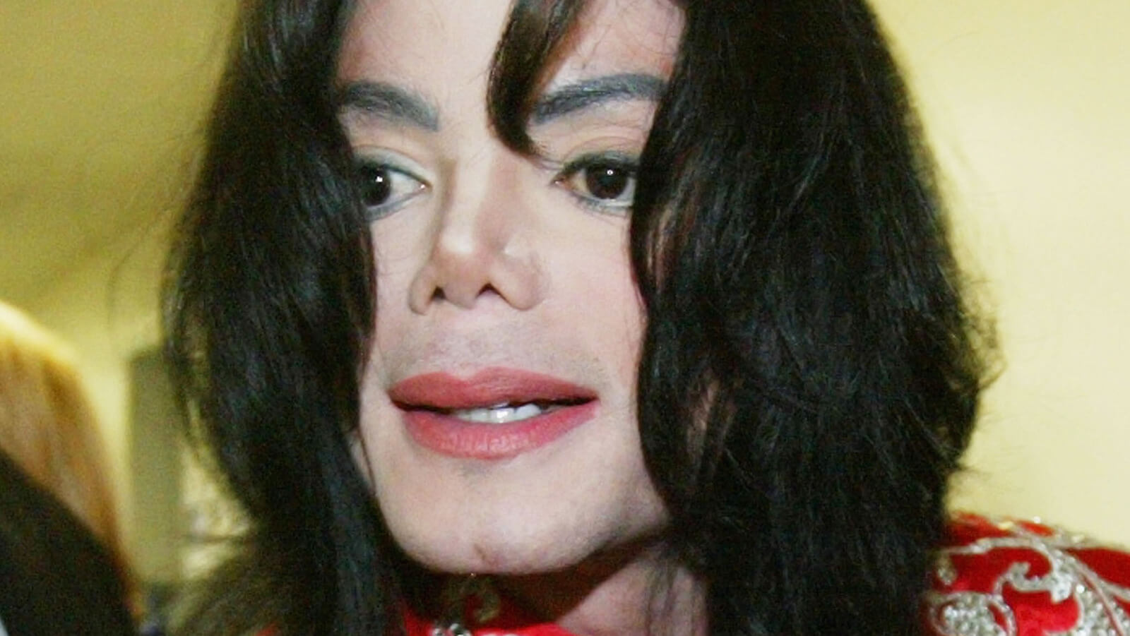 Нос Майкла Джексона – типичный пример плохой пластики, которую очень трудно исправить
