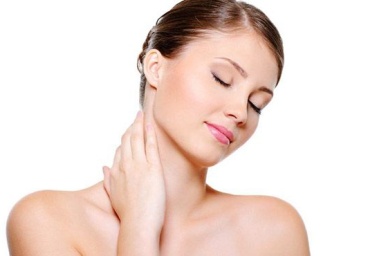 Лучший способ скрыть возраст &ndash; подтяжка шеи!
