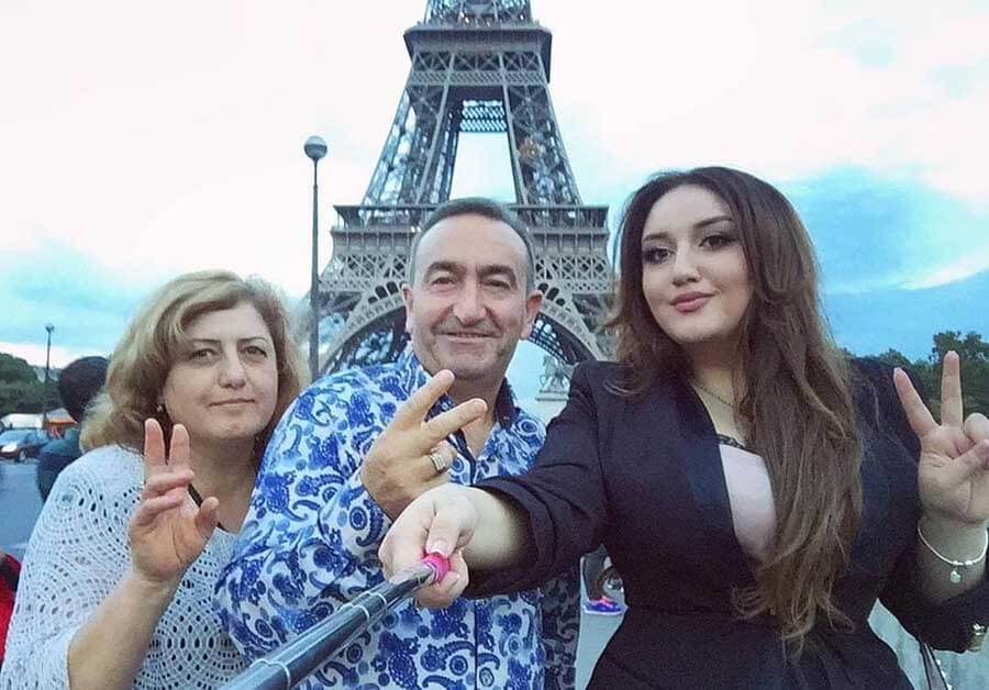 Гоар Аветисян с&nbsp;родителями