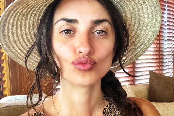 Большие губы и&nbsp;высокие скулы &ndash; блогерский тренд