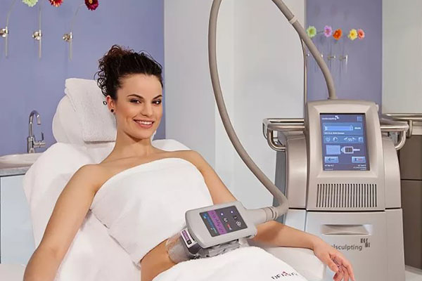 Фото криолиполиза на аппарате Zeltiq