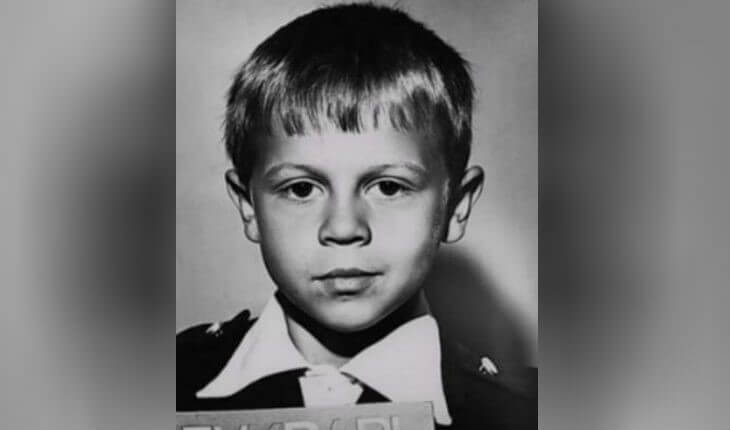 Павел Деревянко в детстве