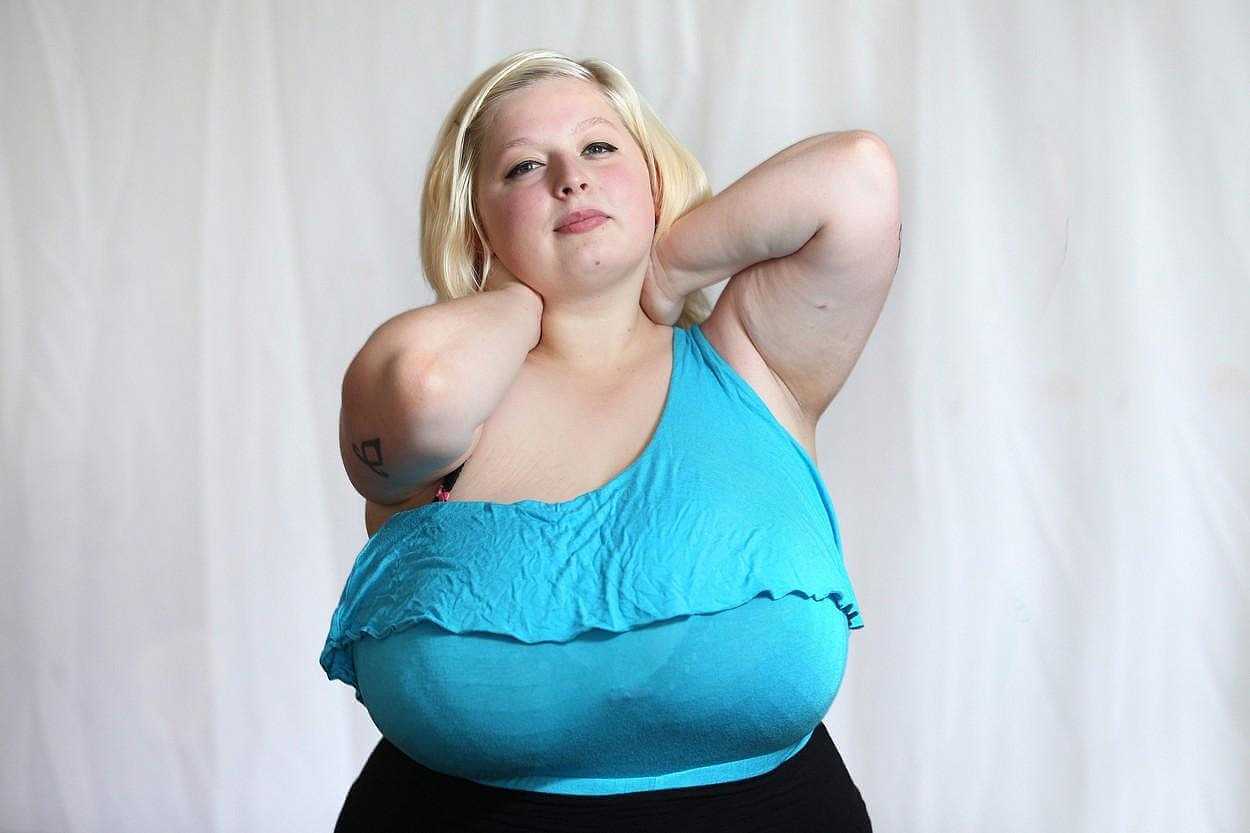 Большая грудь &ndash; это несколько лишних килограммов, которые приходится носить 24 часа в&nbsp;день 7 дней в&nbsp;неделю