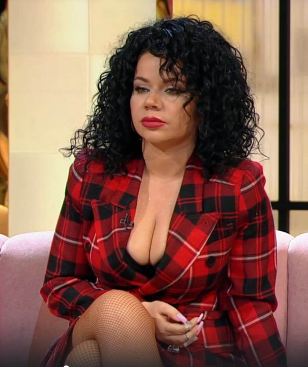 После пластики Бьянка вернулась к&nbsp;излюбленному сексуальному стилю и&nbsp;оставила в&nbsp;прошлом балахоны и&nbsp;безразмерные спортивные костюмы