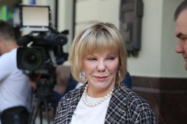 Александра Захарова после подтяжки