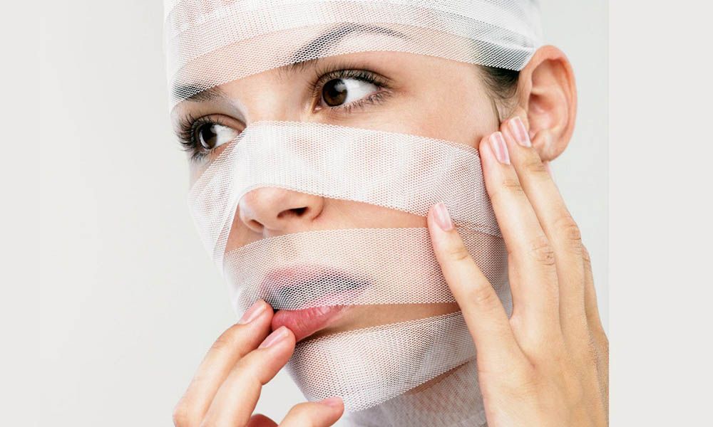 Пластическая операция в зимние каникулы