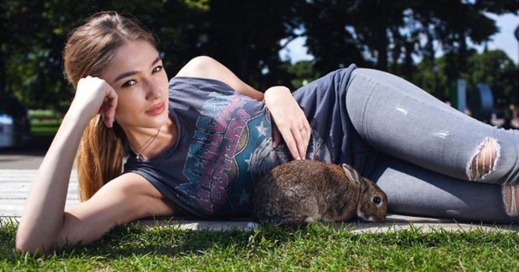 Ивлеева с&nbsp;кроликом