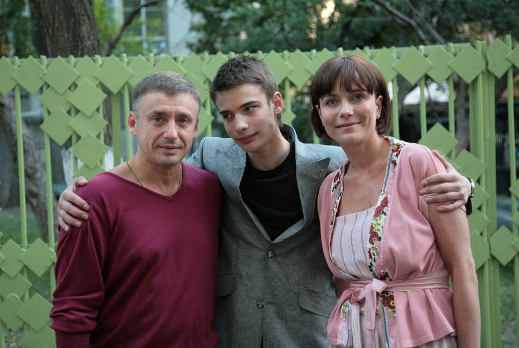 Семенова и семья