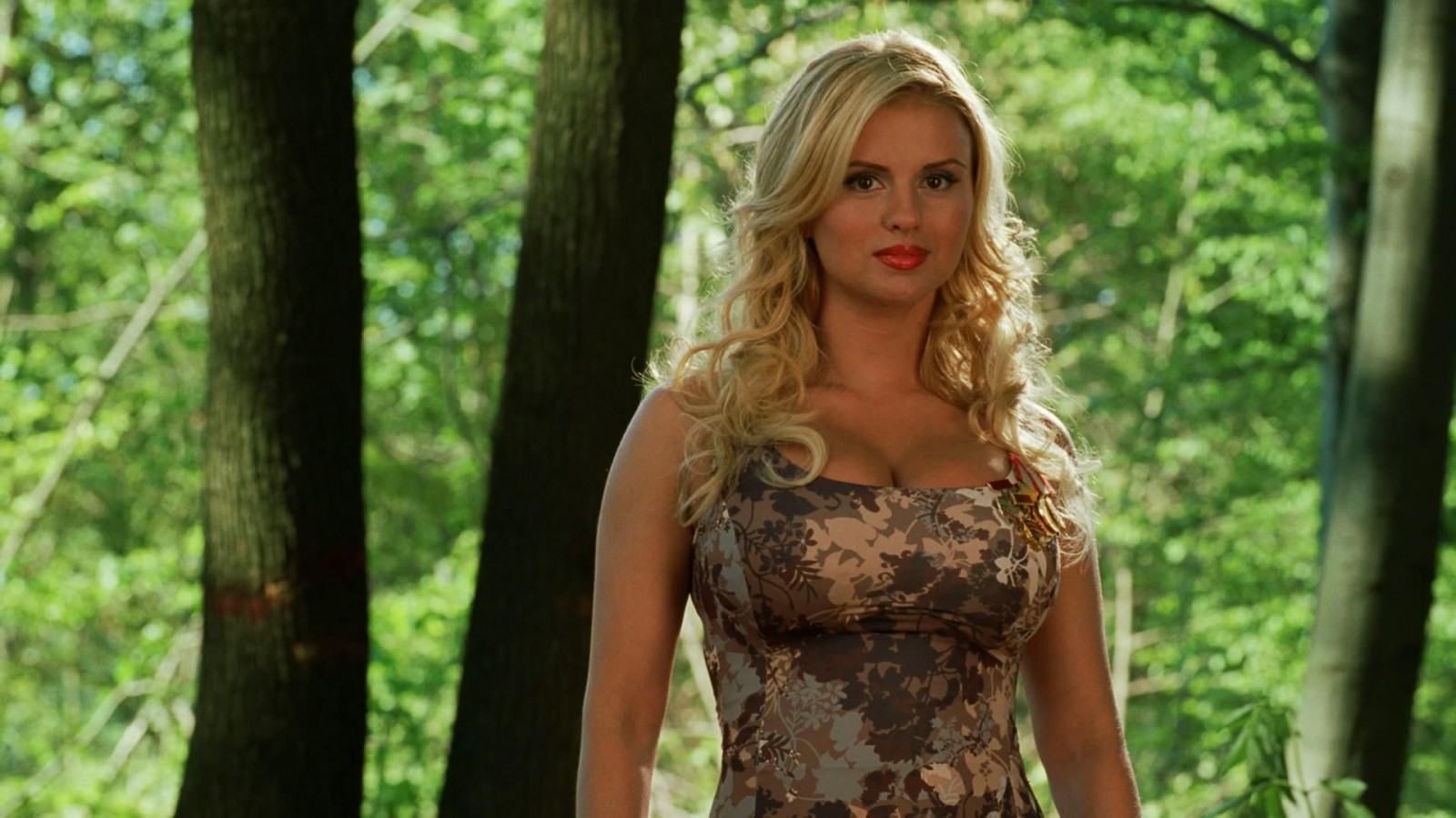 Анна Семенович